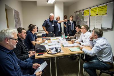 Rems-Murr Kreis: 390 Einsatzkraefte proben den Ernstfall - Stoerung in der TAL-Piepline